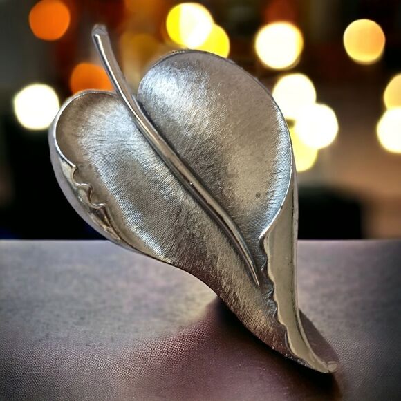 Vintage Leaf Brooch Silver Tone Brushed Textured Mod Brutalist Modernist MCM - Picture 13 of 15